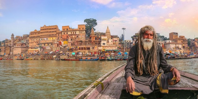 Visit Varanasi Private Day Tour with Ganges Boat Ride & Aarti in Varanasi, India