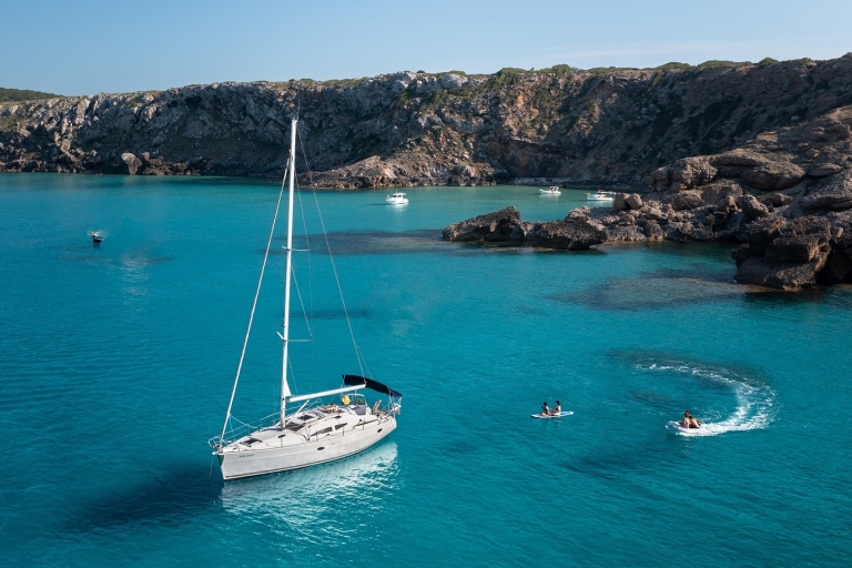 Menorca: privé luxe boottocht met snorkeluitrusting