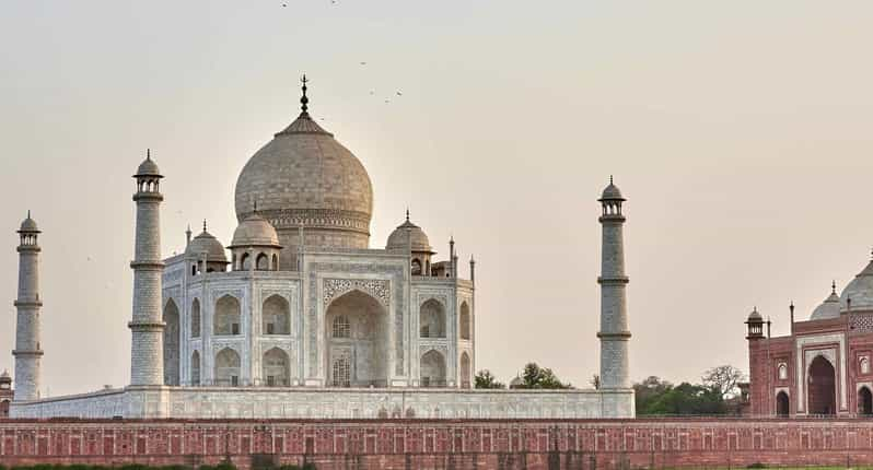 agra tour package from bangalore