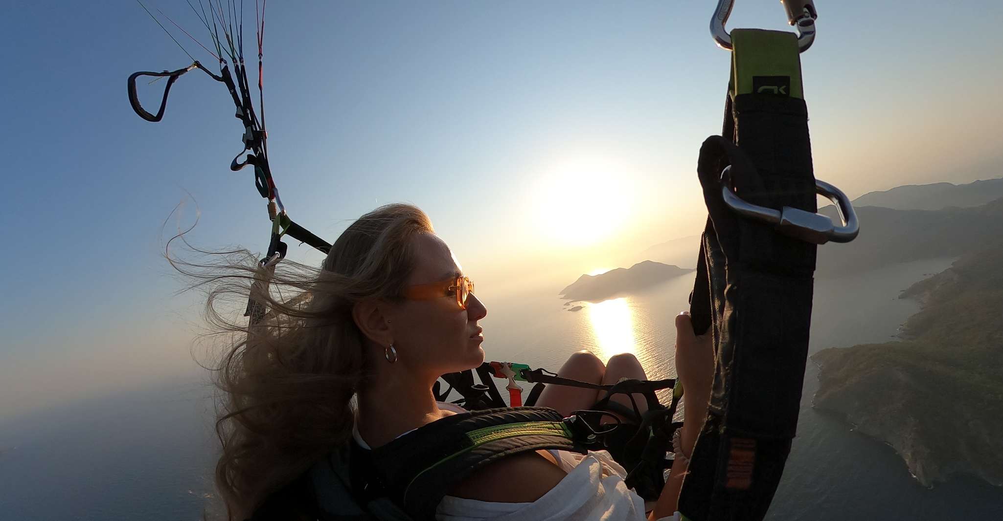 Fethiye, Tandem Paragliding Erfahrung mit Hotel Pickup - Hizvo