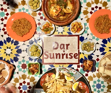 Fez: Souk Tour and Traditional Home Cooking Class