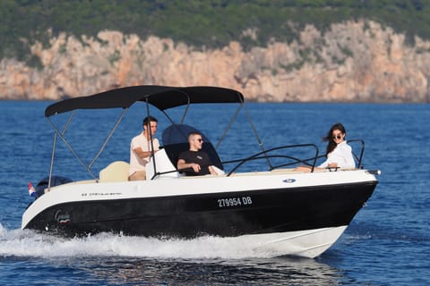 Dubrovnik: tour privato in motoscafo di mezza giornata delle Isole Elafiti