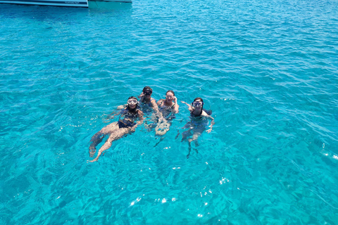 Mykonos: Sunset Cruise with a Buffet of Greek Delicacies