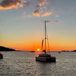 Tour in catamarano al tramonto Arcipelago della Maddalena