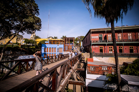 Lima: excursão de meio dia ao Barranco e ao Templo de PachacamacExcursão de meio dia a Barranco e Templo de Pachacamac