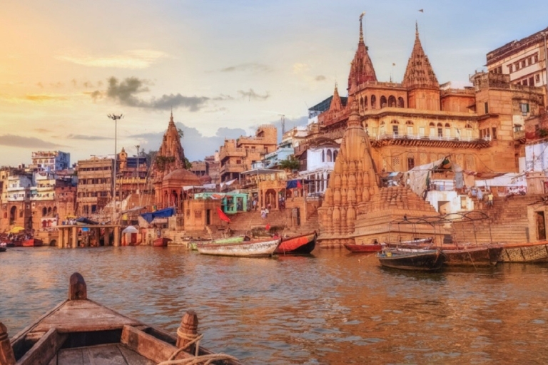 Depuis Varanasi : Visite de Varanasi avec Aarti en soirée et promenade en bateau