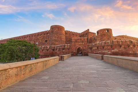 Agra: privétour Taj Mahal bij zonsopgang en zonsondergangTour met alleen auto en gids