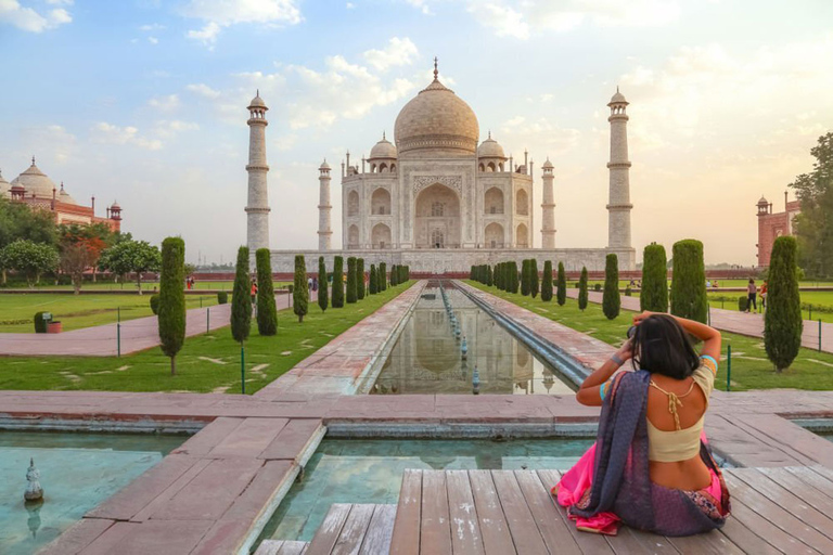 Agra: privétour Taj Mahal bij zonsopgang en zonsondergangTour met alleen auto en gids