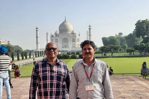 Agra: privétour Taj Mahal bij zonsopgang en zonsondergangTour met alleen auto en gids