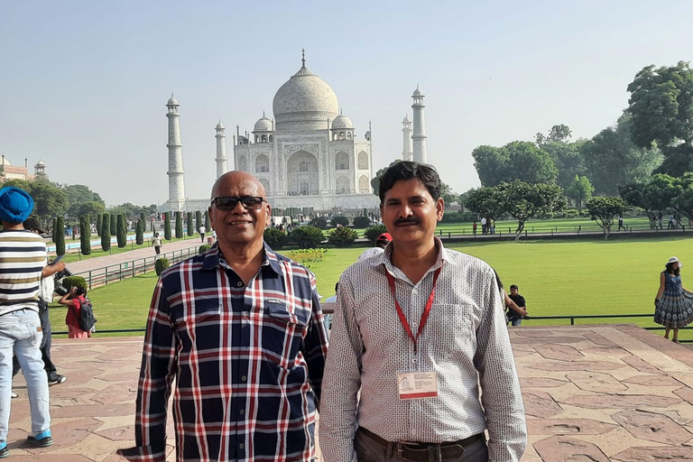 Agra: Taj Mahal soluppgång och solnedgång Privat turRundresa med endast bil och guide