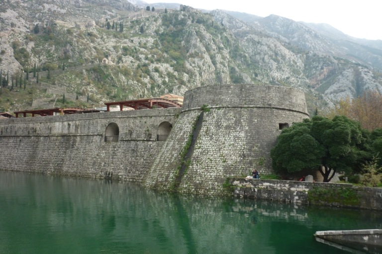 From Dubrovnik: Kotor and Perast Guided Tour From Dubrovnik: From Dubrovnik Kotor and Perast Tour