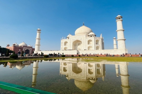 Omiń kolejkę Prywatna wycieczka po Taj Mahal i forcie AgraPrywatna wycieczka po Agrze bez kolejki z Delhi