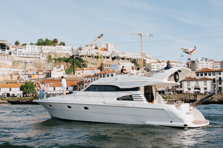 Porto: Douro River Boat Tour with Porto Wine