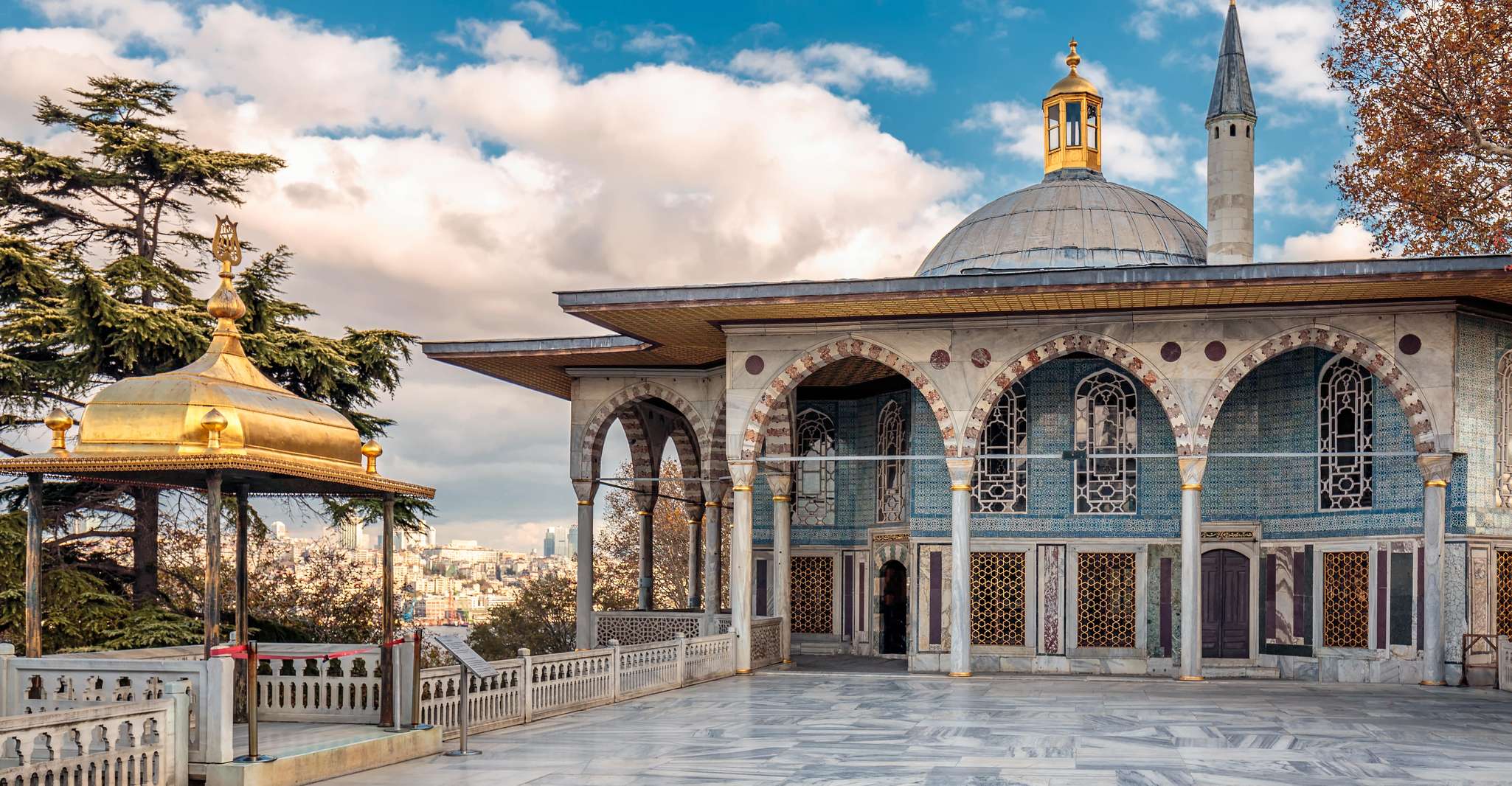 Istanbul, Topkapi Palace Guided Tour and Skip The Line - Housity