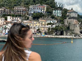 Salerno: Crociera sulla Costiera Amalfitana con pranzo, aperitivo e bagno