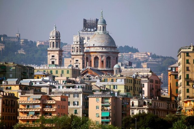 Visit Genoa Private City Tour with a Local Guide in Genova