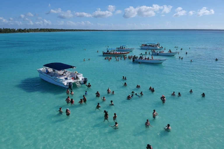 Visite de l'île de Saona : Catamaran et bateau rapide - Tout compris