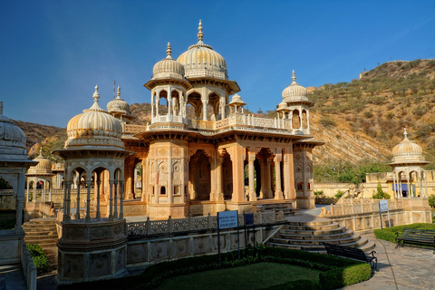 De Jaipur: Passeio turístico local em Jaipur de carroSomente serviços de transporte AC privado e guia turístico ao vivo