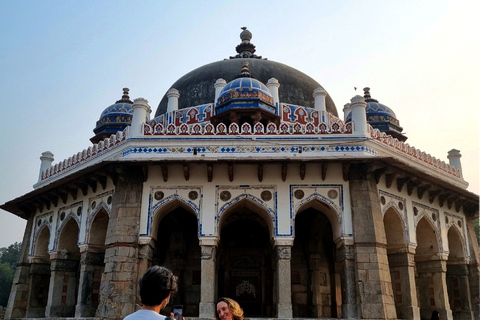 Delhi Unfiltered: Old and New Delhi Sightseeing TourFull Day Tour with Sit-down Lunch