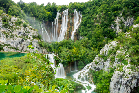 From Zagreb : Plitvice Lakes guided tour From Zagreb: Plitvice Lakes day trip without guide