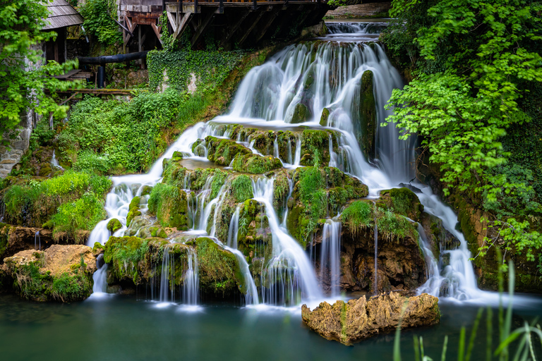 From Zagreb : Plitvice Lakes guided tour From Zagreb: Plitvice Lakes day trip without guide