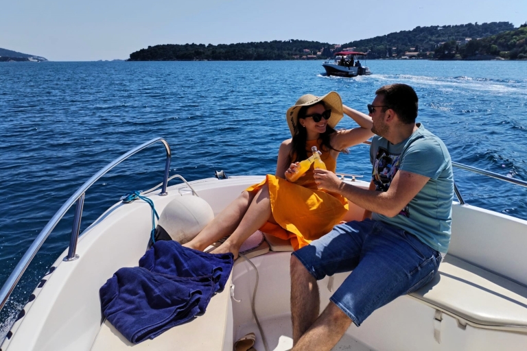 Dubrovnik: Excursión privada en barco por las islas ElaphitiExcursión privada en barco por las islas Elaphiti de Dubrovnik - Día completo