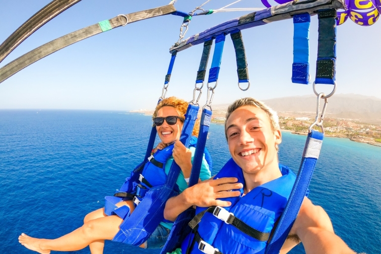 Hurghada : Parachute ascensionnel, Jet Boat, Banane, Canapé avec transferts