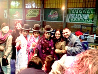 Mostrar lucha de Cholitas - Hizvo