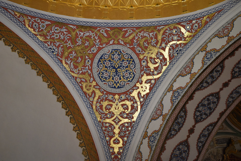 Topkapi Palace Tour: Scenes of the Ottoman Empire