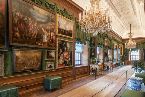 Private Royal Tour : Paleis Het Loo and Muiderslot castle