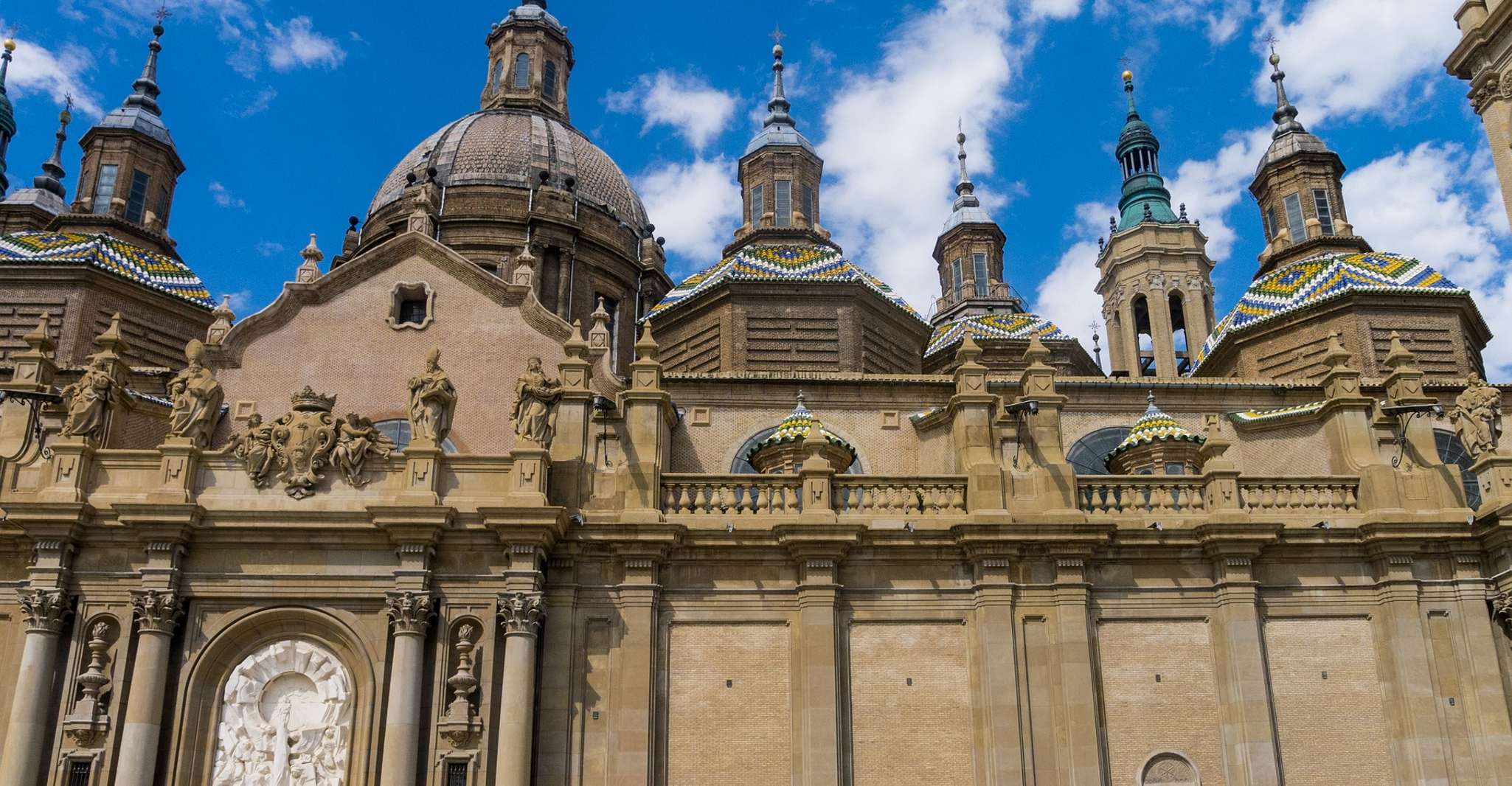 Zaragoza - Historic Walking Tour - Housity