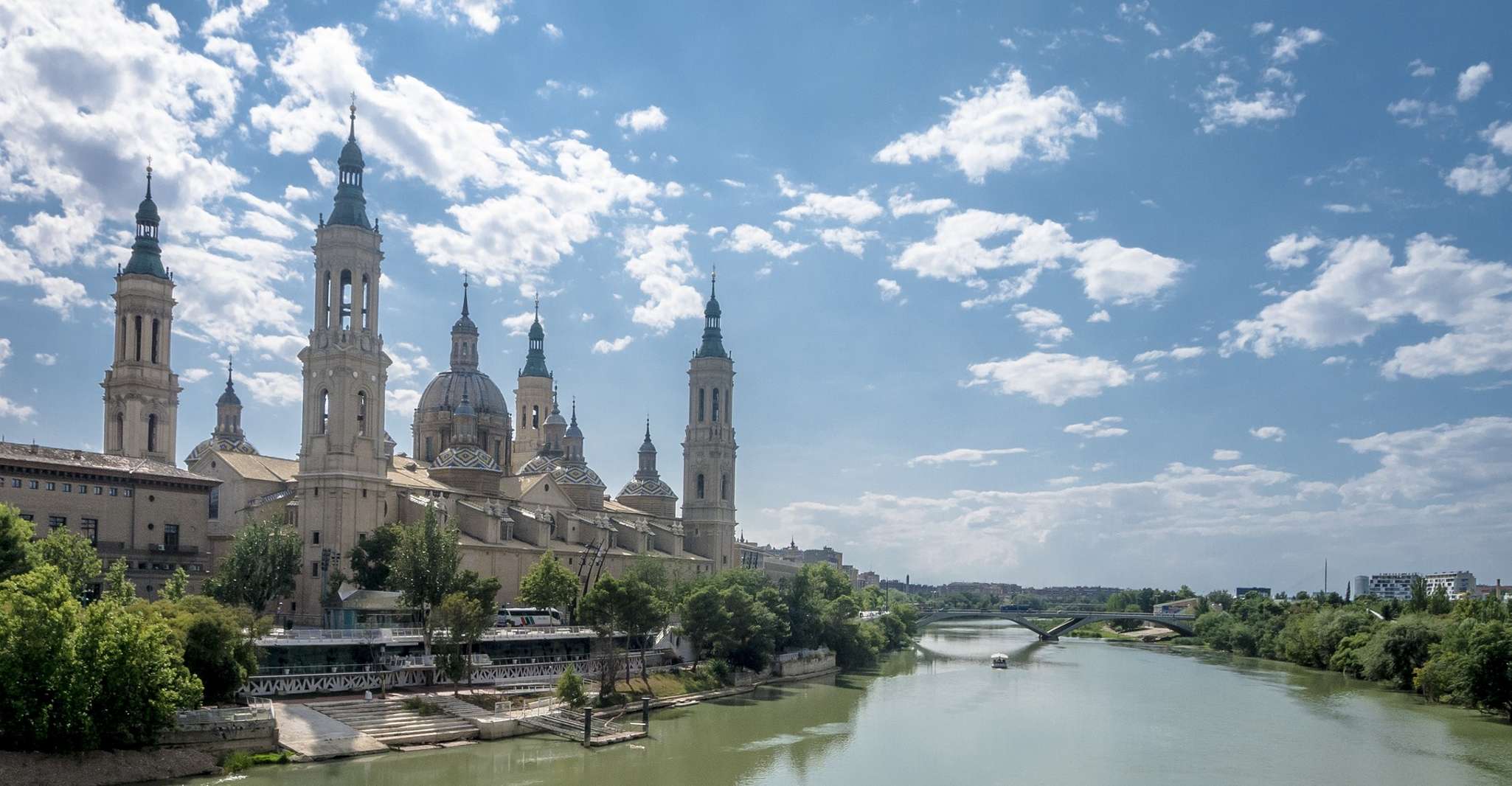 Zaragoza - Historic Walking Tour - Housity