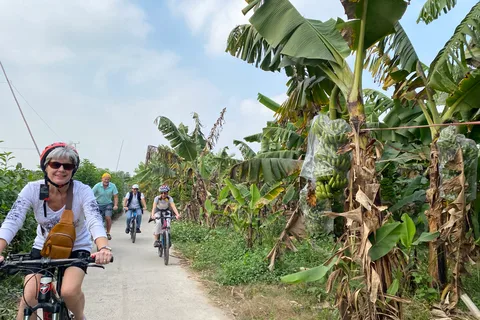 Hanoi: Pyöräretki kätkettyjen jalokivien ja banaanisaaren läpi