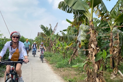 Fietsen door de verborgen juweeltjes van Hanoi en het bananeneilandHanoi fietstochten - achterafstraatjes en verborgen juweeltjes