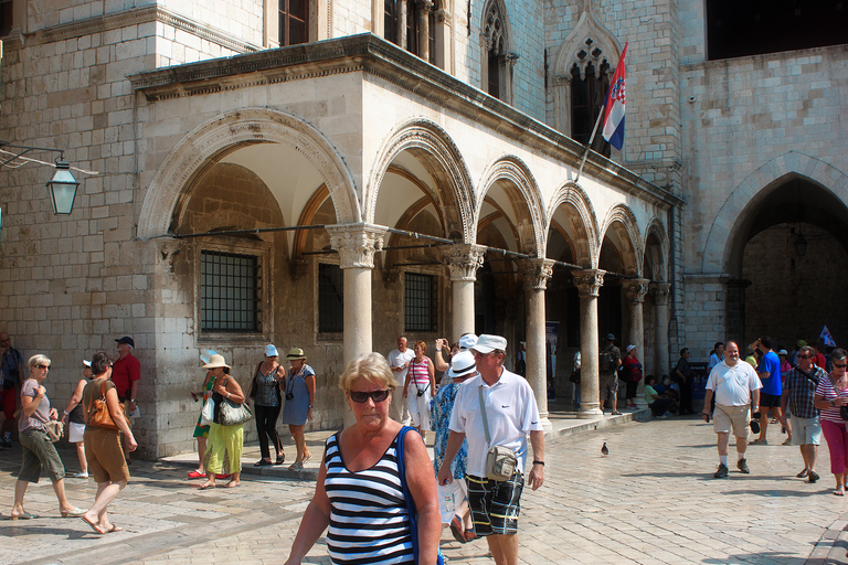 De Split e Trogir: Excursão guiada de um dia a DubrovnikDe Trogir: Visita guiada de um dia a Dubrovnik e degustação de ostras de Ston