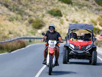 Vanuit Paphos: Koraal Baai en Adonis Baden Buggy Tour met rondleiding