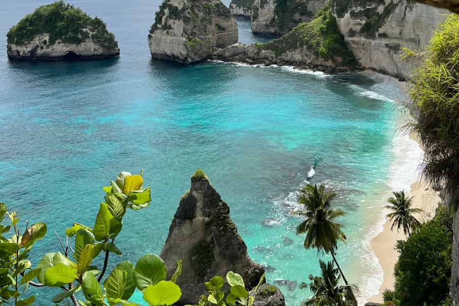 Lonely Planet - Alenka in the wild in Amed Beach, Bali, Indonesia