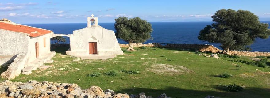Visite privée des monastères de La Canée : Un hommage à l'orthodoxie grecque