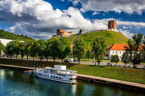 Vilnius: Private custom tour with a local guide 6 Hours Walking Tour