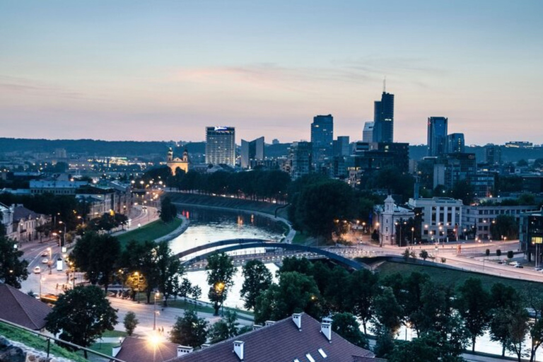 Vilnius: Private custom tour with a local guide 6 Hours Walking Tour