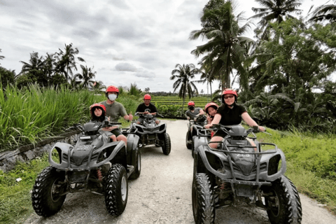 Ubud: Opções de passeio de quadriciclo pela selva, cachoeira e túnel e almoçoQuadriciclo individual (1 bicicleta para 1 pessoa) com embarque e desembarque em Ubud