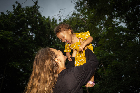 Photoshoot with a Talented PhotographerSingle/Couple Photoshoot