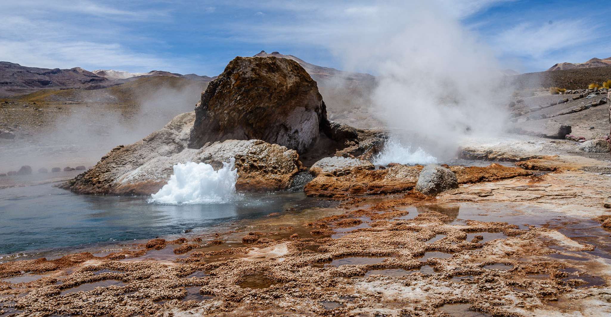 Tatio Geysers - Housity