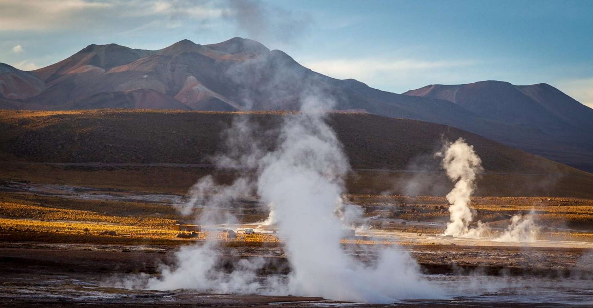 Tatio Geysers - Housity