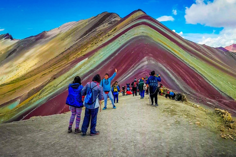 vanuit cusco: Rainbow Mountain Tour reist de hele dag