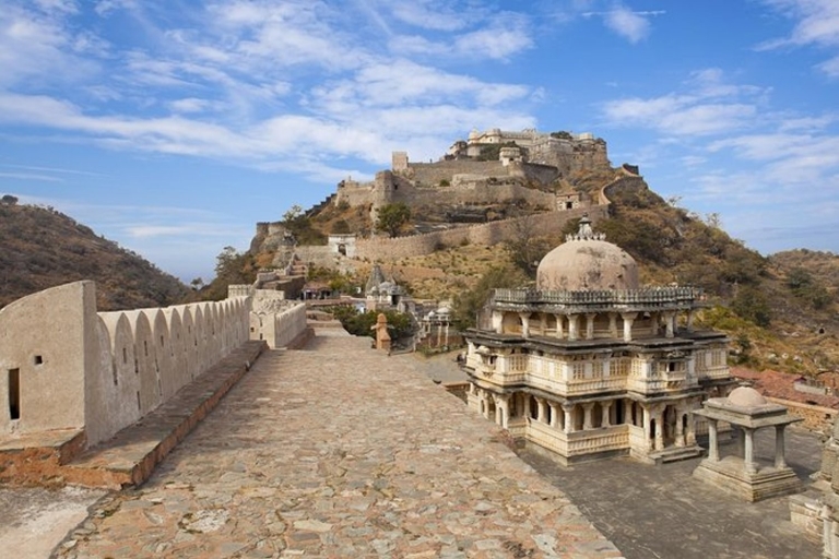 Fort de Kumbhalgarh et temple jaïn de Jodhpur à UdaipurOption standard