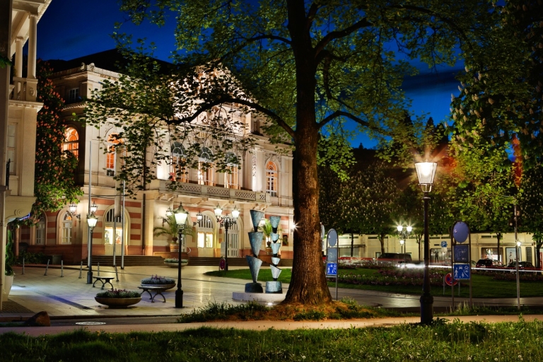 Baden-Baden: Guided tour: LIGHT ON - the dance begins Baden-Baden: light on, themed guided walking tour