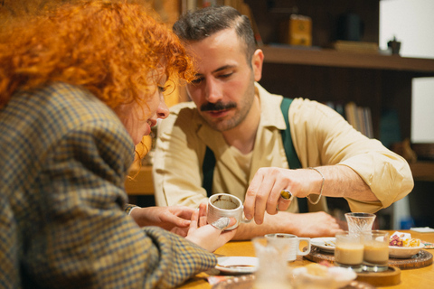 Istanbul: Workshop sulla preparazione del caffè turco e sulla cartomanziaIstanbul: laboratorio sulla preparazione del caffè turco e sulla predizione del futuro