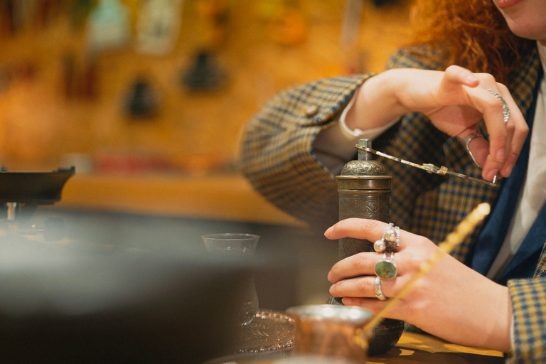 Istanbul: Workshop sulla preparazione del caffè turco e sulla cartomanziaIstanbul: laboratorio sulla preparazione del caffè turco e sulla predizione del futuro