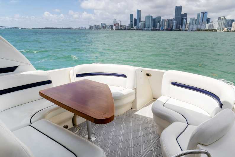 private yacht cruise in miami with champagne